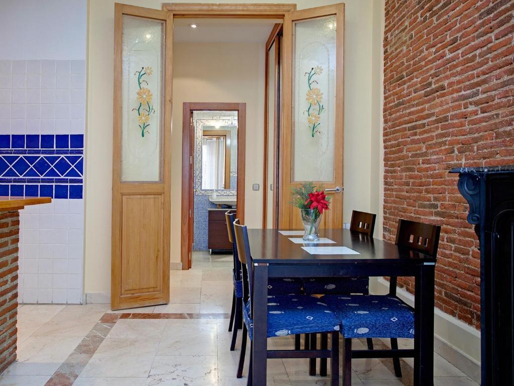 Santa Ana Apartamento Madrid Oda fotoğraf